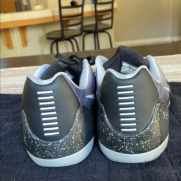 Nike Kobe 9 EM Premium Black Metallic Silver 2014 652908-001 Size 13 Shoes - Picture 6 of 10